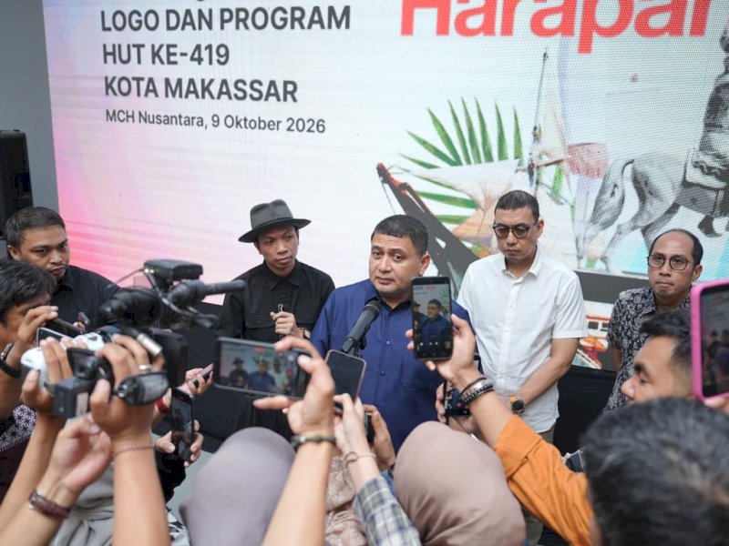 Wali Kota Makassar, Munafri Arifuddin, saat memberikan keterangan pers usai meluncurkan logo Hari Jadi ke-419 di Makassar Creative Hub (MCH), Jalan Nusantara, Jumat (9/10/2026). @Jejakfakta/dok. Humas Pemkot Makassar