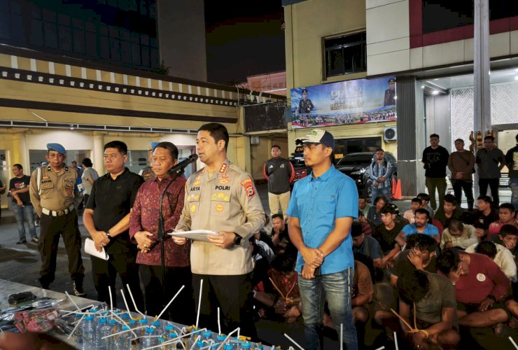 104 Orang Ditangkap Usai Penggerebekan Kampung Narkoba di Makassar