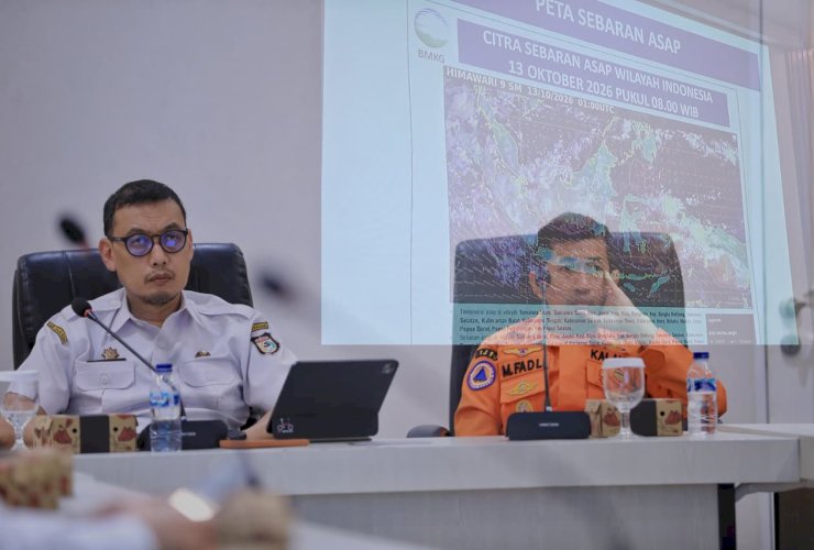 Munafri Pantau Kabut Asap di Makassar, Masker Dibagikan dan Puskesmas Disiagakan