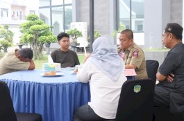 Tergerak oleh Perjuangan Warganya, Bupati Luwu Timur Tanggung Biaya Pengobatan Alfrida
