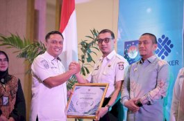 Kota Makassar Raih Terbaik I Jamsostek Award 2026, Appi: 81 Ribu Pekerja Terlindungi