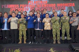 Hadiri Pelantikan Adnan, Darmawangsyah Muin Dorong Taekwondo Sulsel Cetak Atlet Berprestasi
