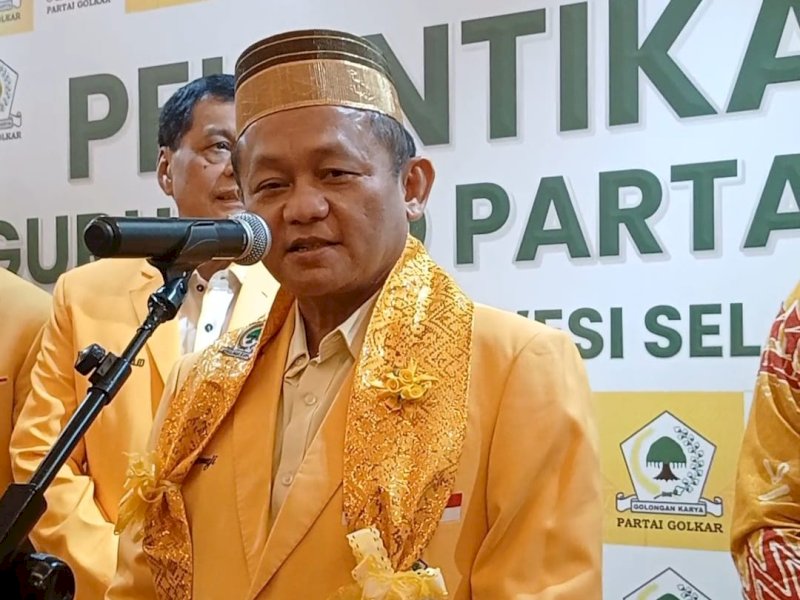 Sekretaris Jenderal DPP Partai Golkar, Muhammad Sarmuji, saat memberikan keterangan pers usai  pelantikan pengurus DPD I Partai Golkar Sulawesi Selatan yang dipimpin Ilham Arief Sirajuddin (IAS) di Hotel Four Points, Jalan Andi Djemma, Makassar, Minggu (25/10/2026). @Jejakfakta/dok. IST.