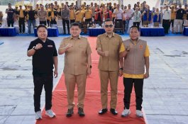 Dampingi Pelepasan Kontingen KONI Makassar, Kadispora Syamsul Bahri Dukung Target 200 Emas PORPROV 2026