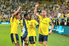 Cristiano Ronaldo Cetak Hattrick, Al Nassr Menang 5-3 atas Al Kholood, Tinggal 15 Gol Menuju 1.000